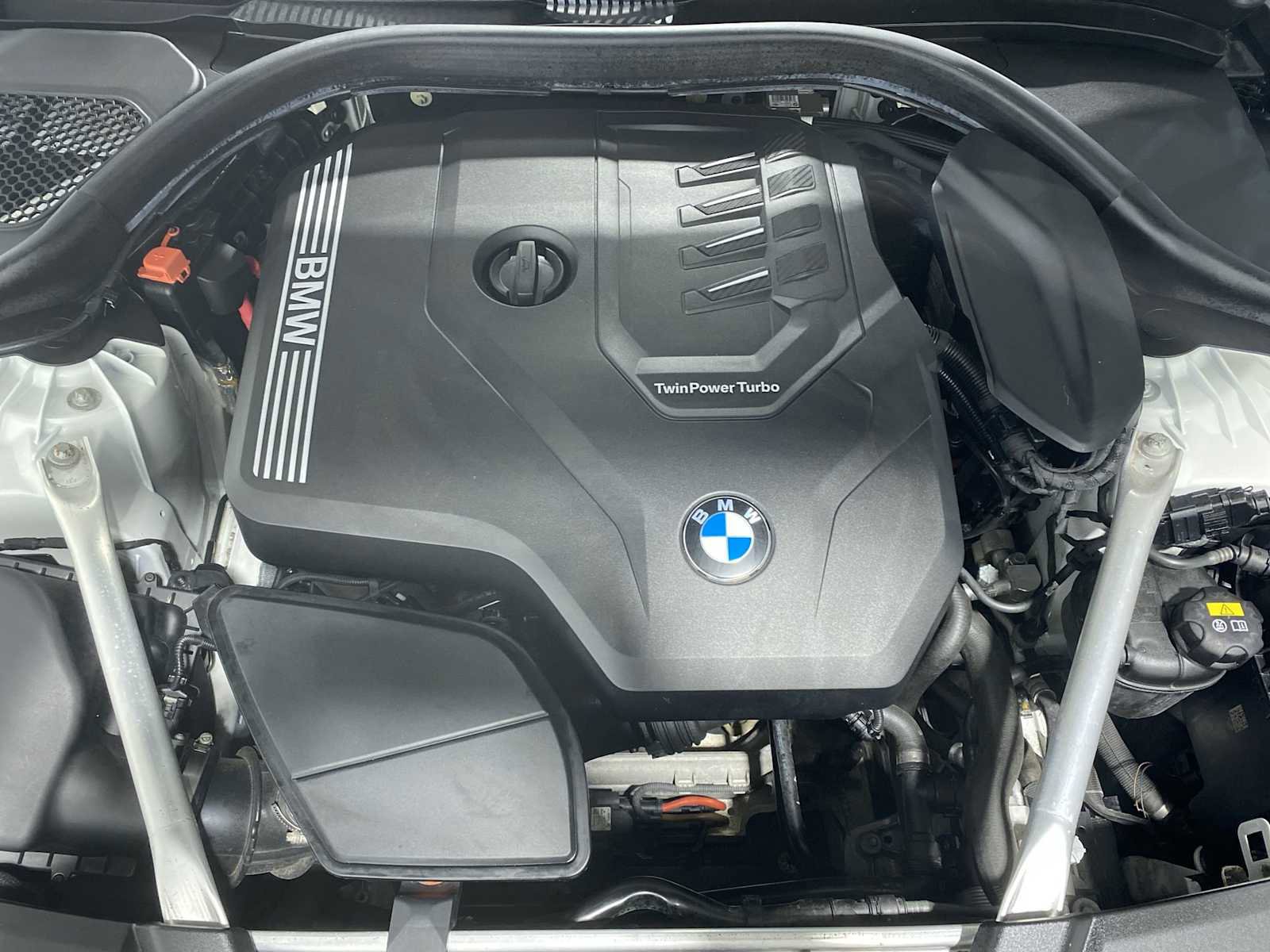 Used 2020 BMW 530i xDrive w/ Convenience Package image 9