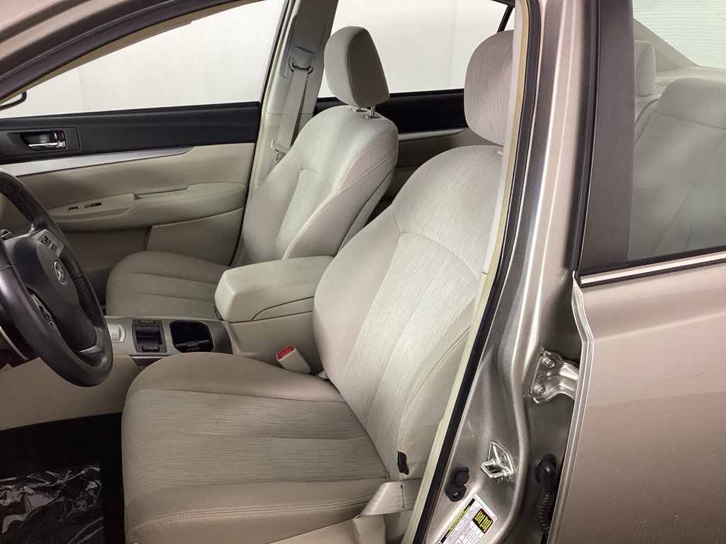 Used 2014 Subaru Legacy 2.5i Premium w/ Moonroof Package AWD/4WD image 14