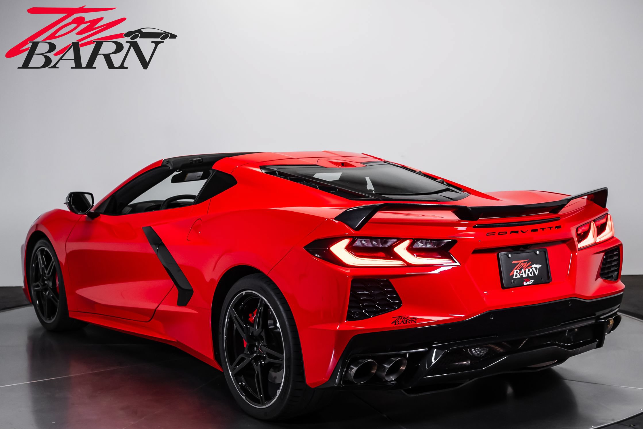 Used 2020 Chevrolet Corvette Stingray Preferred Cpe w/ 2LT Preferred Equipment Group RWD image 3