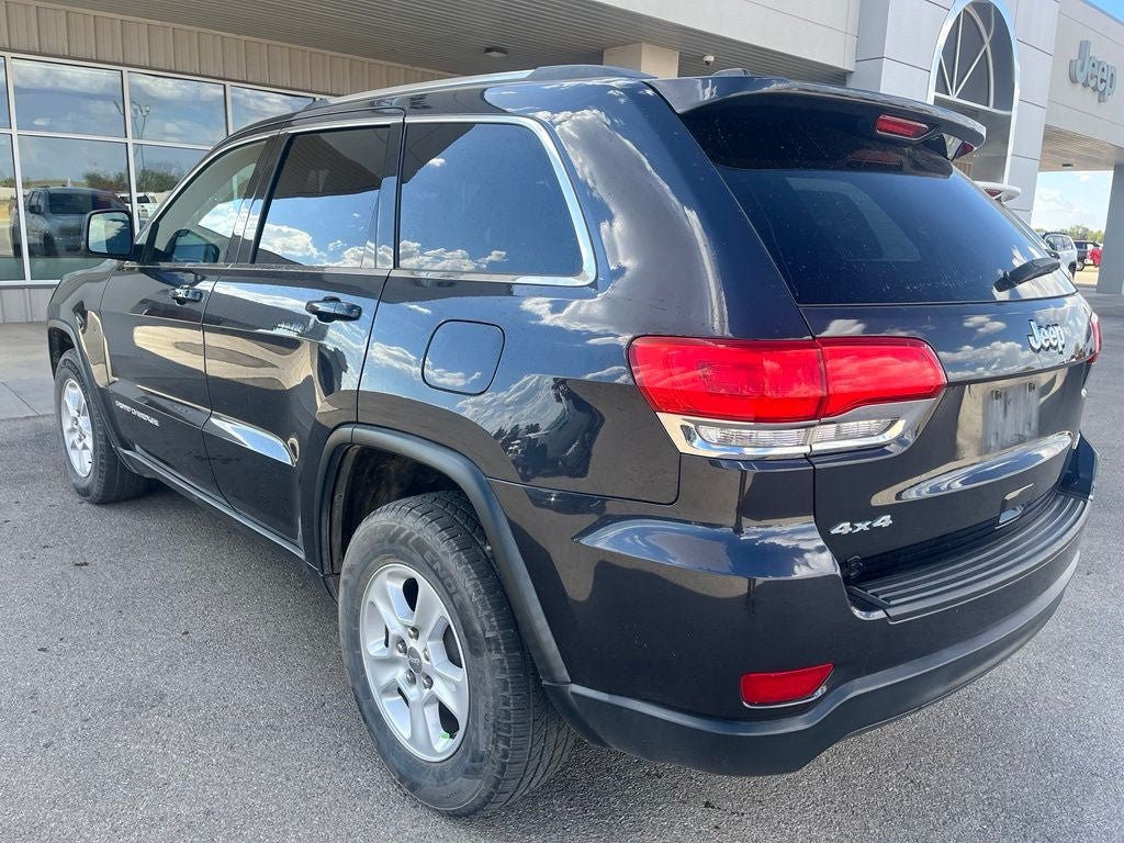 Used 2016 Jeep Grand Cherokee Laredo w/ Quick Order Package 23E AWD/4WD image 3