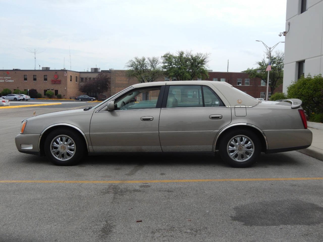 Used 2002 Cadillac De Ville FWD image 11