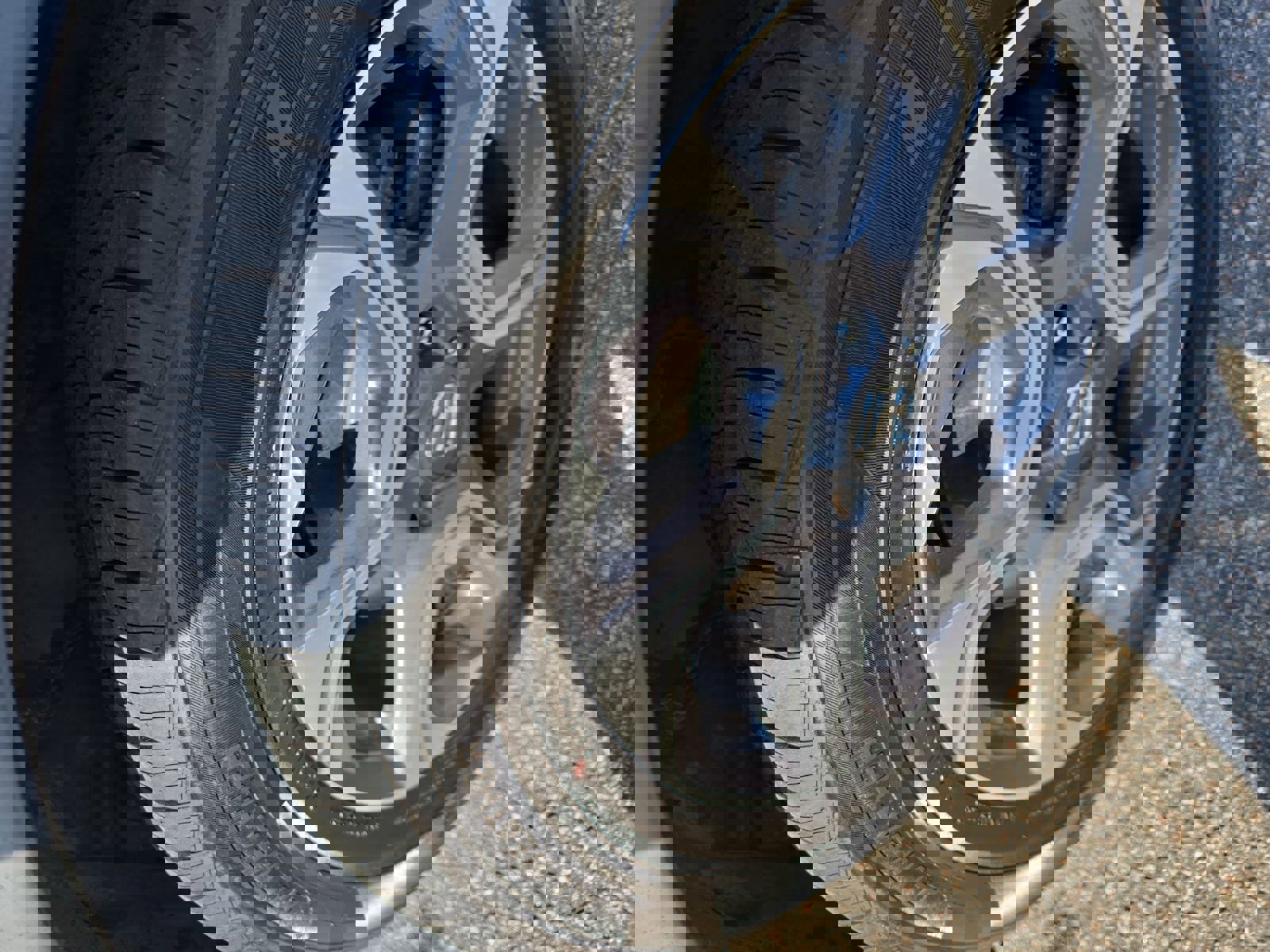 Used 2018 Honda CR-V EX image 34