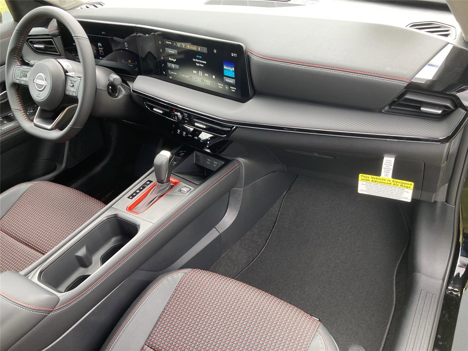 New 2025 Nissan Kicks SR image 36