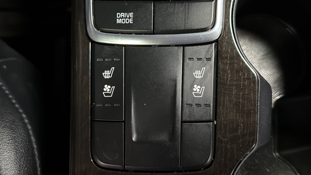 Used 2018 Kia Optima EX w/ Premium Package image 18