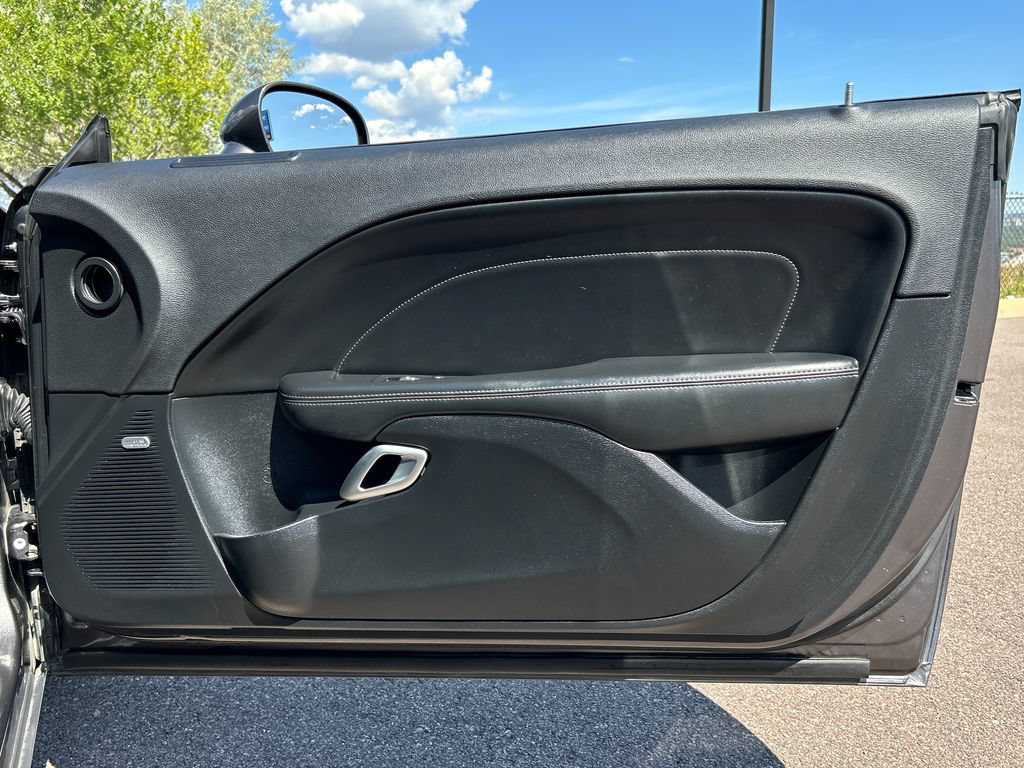 Used 2016 Dodge Challenger R/T Scat Pack w/ Leather Interior Group RWD image 27