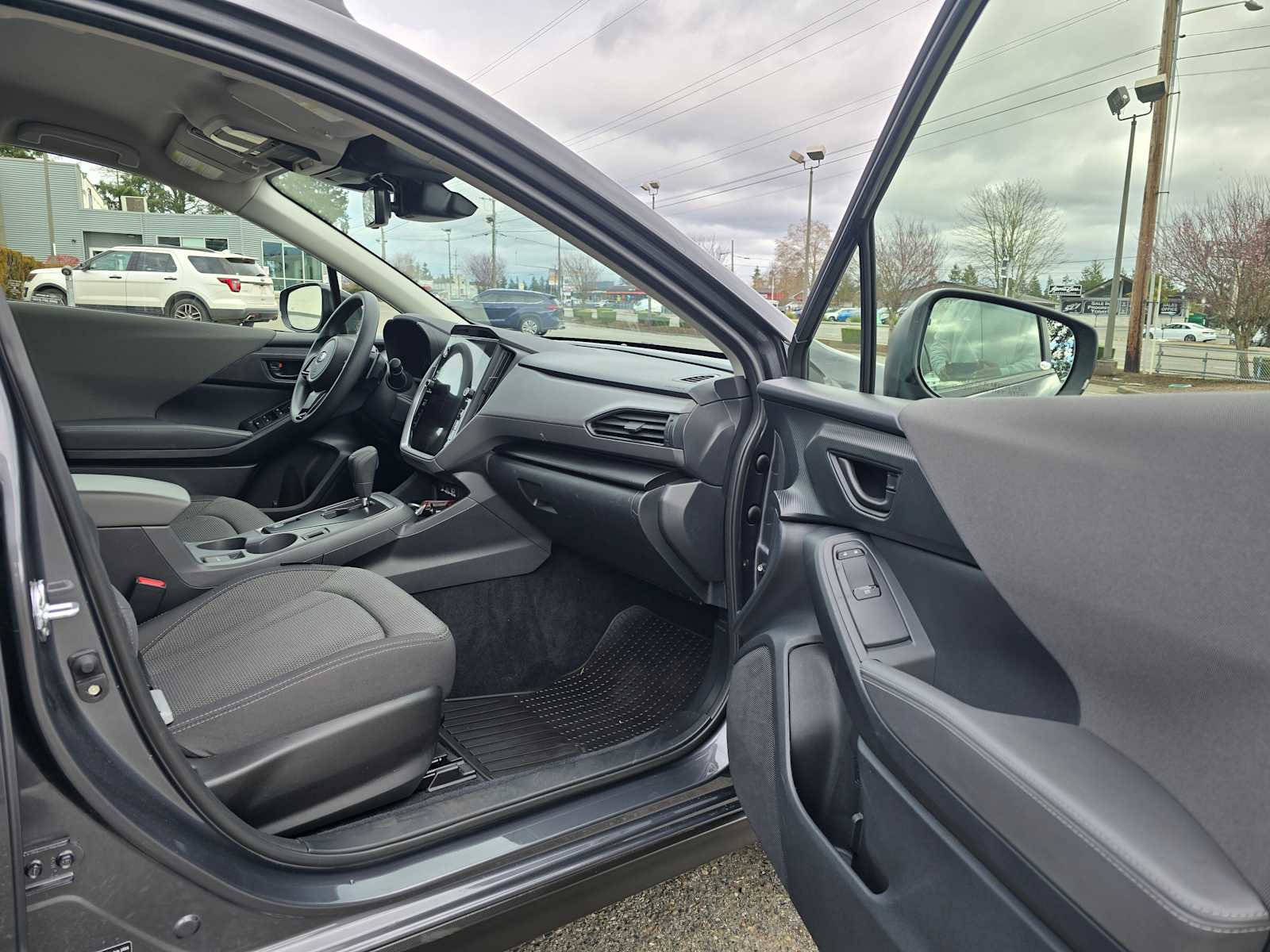 Used 2024 Subaru Crosstrek 2.0i Premium image 11