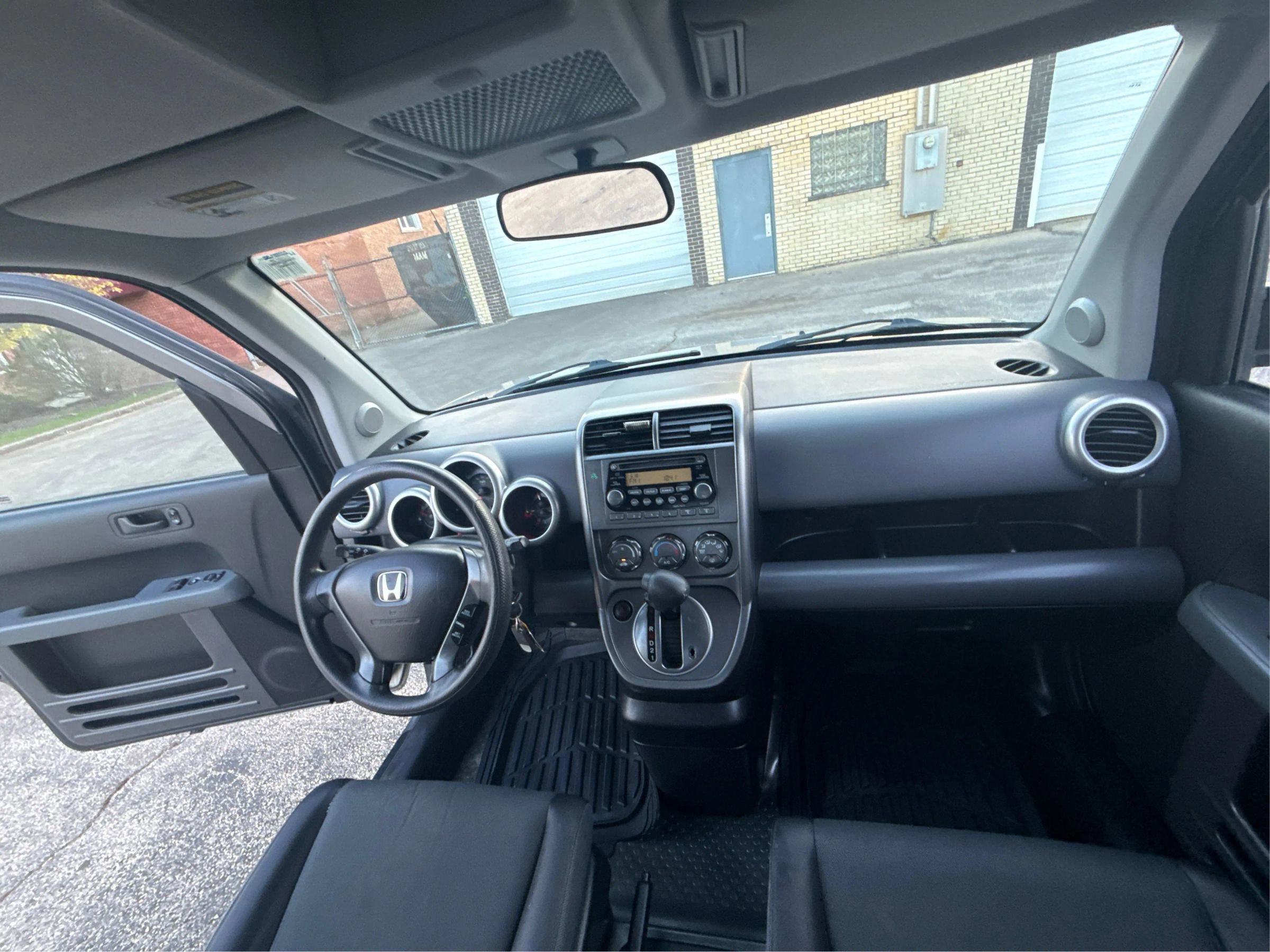 Used 2005 Honda Element EX image 19