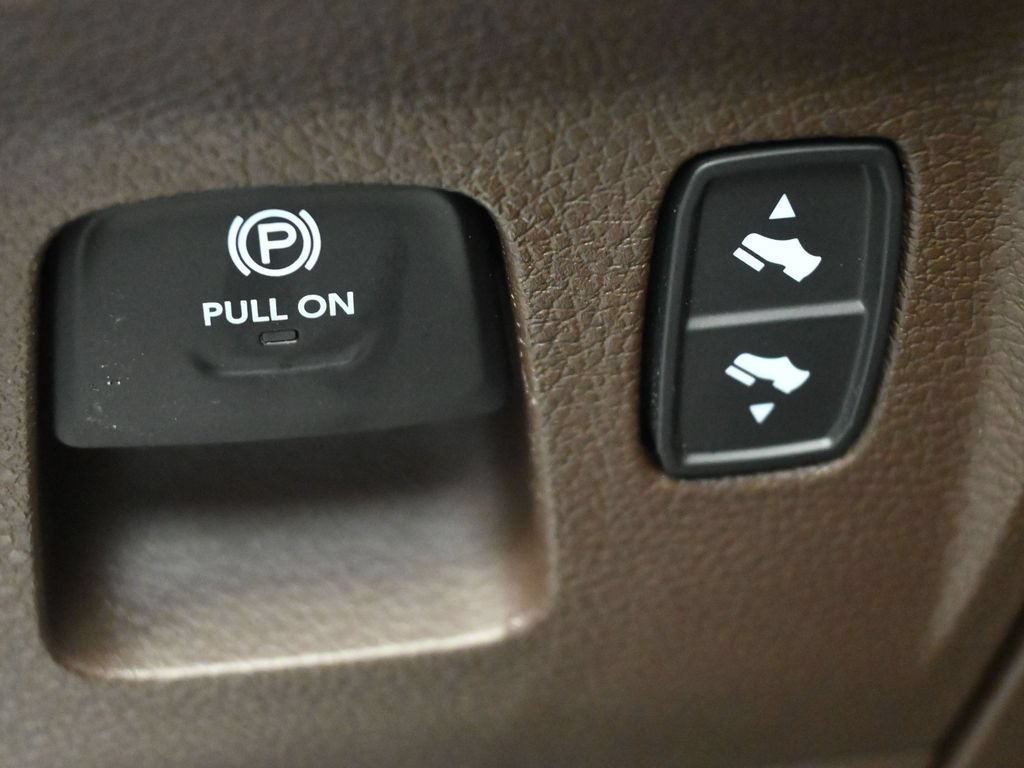 New 2026 RAM 1500 Limited AWD/4WD image 18