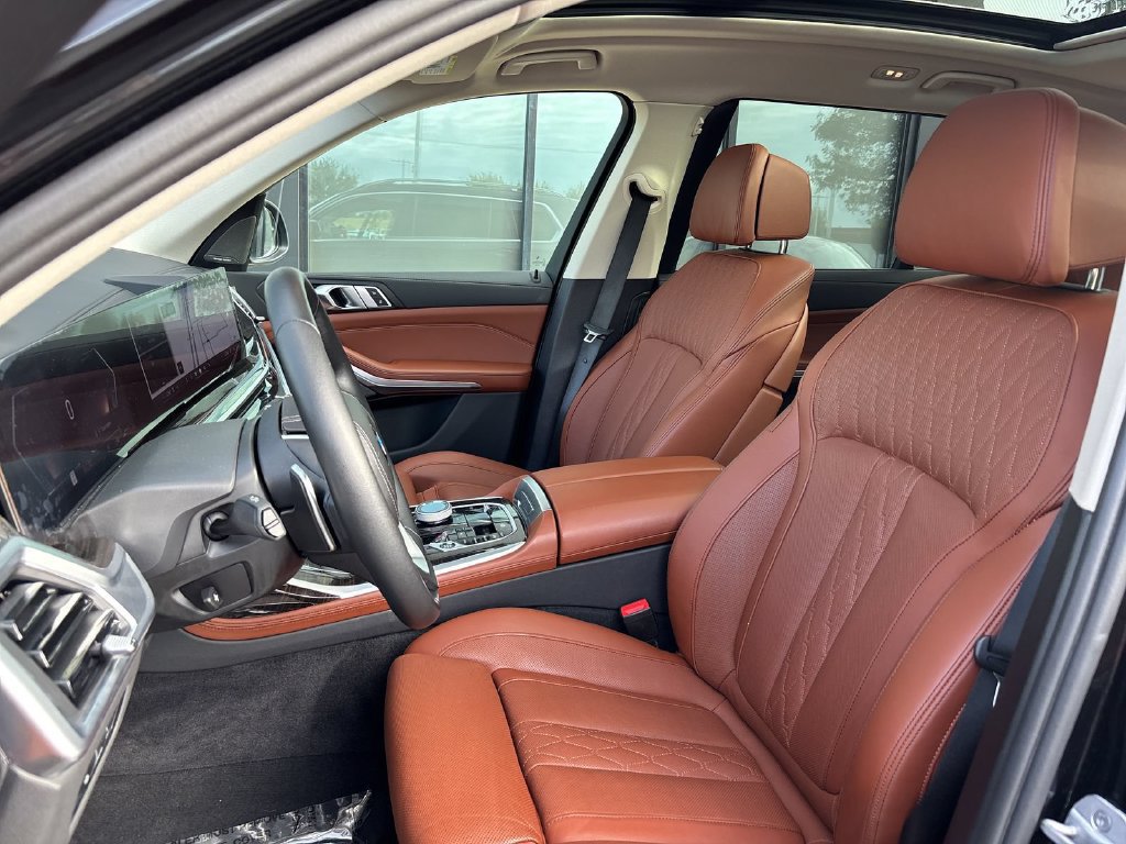 Certified 2024 BMW X7 xDrive40i w/ Executive Package AWD/4WD image 10