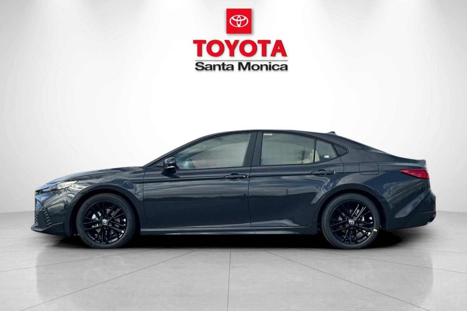New 2026 Toyota Camry SE FWD image 8
