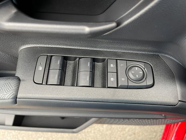 Certified 2025 Toyota 4Runner SR5 image 28