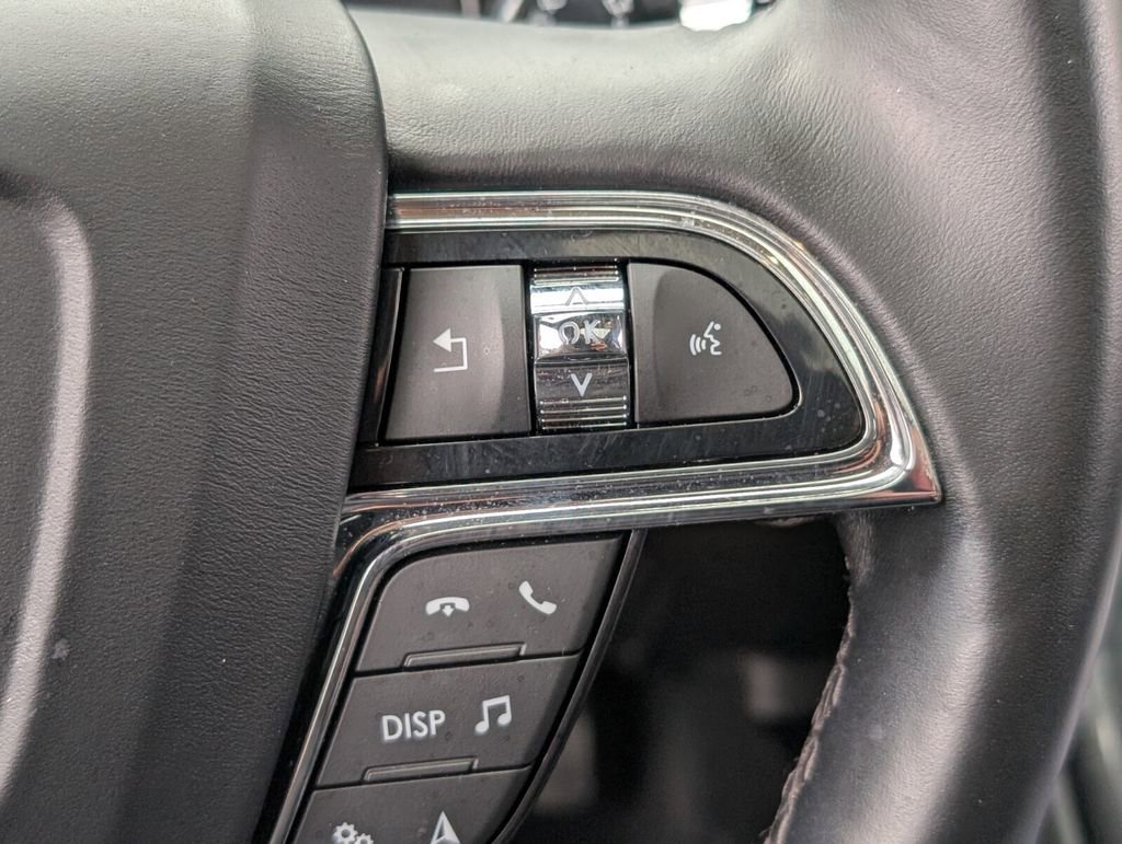 Certified 2022 Lincoln Nautilus Reserve w/ Equipment Group 201A image 25