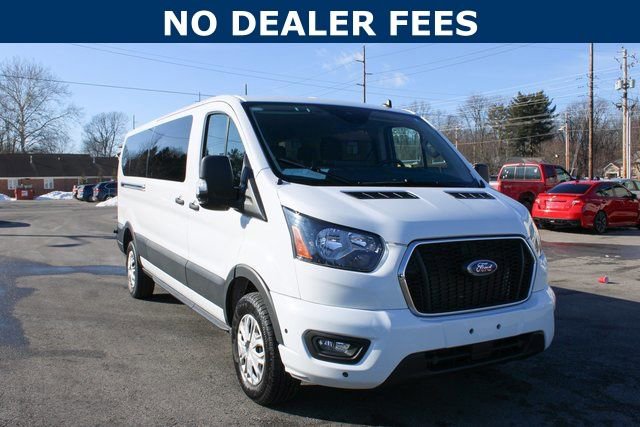 Used 2024 Ford Transit 350 XLT image 2