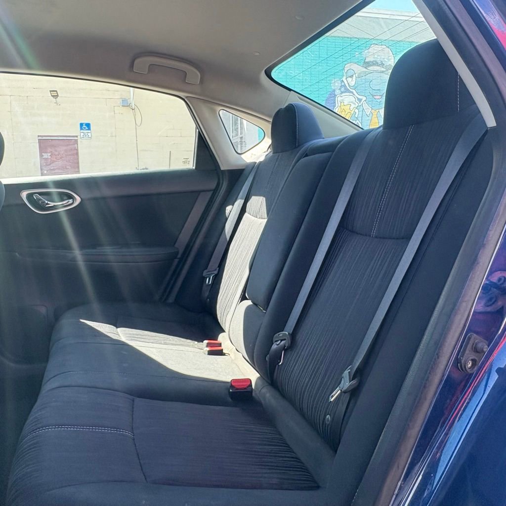 Used 2016 Nissan Sentra SV image 11
