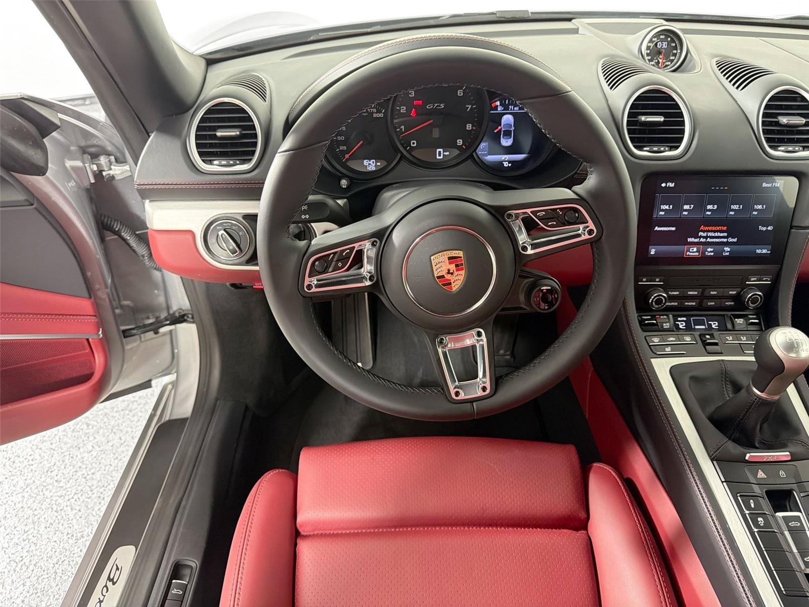 Certified 2025 Porsche 718 Boxster GTS RWD image 18