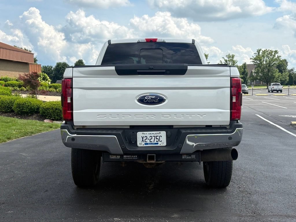 Used 2017 Ford F250 Lariat w/ Lariat Ultimate Package AWD/4WD image 4
