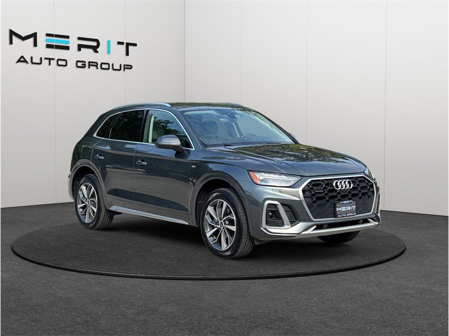 Used 2023 Audi Q5 2.0T Prestige w/ Prestige Package