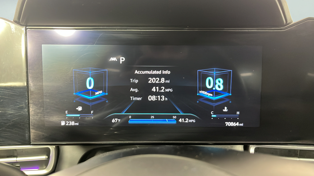 Used 2022 Hyundai Elantra Limited w/ Cargo Package FWD image 18