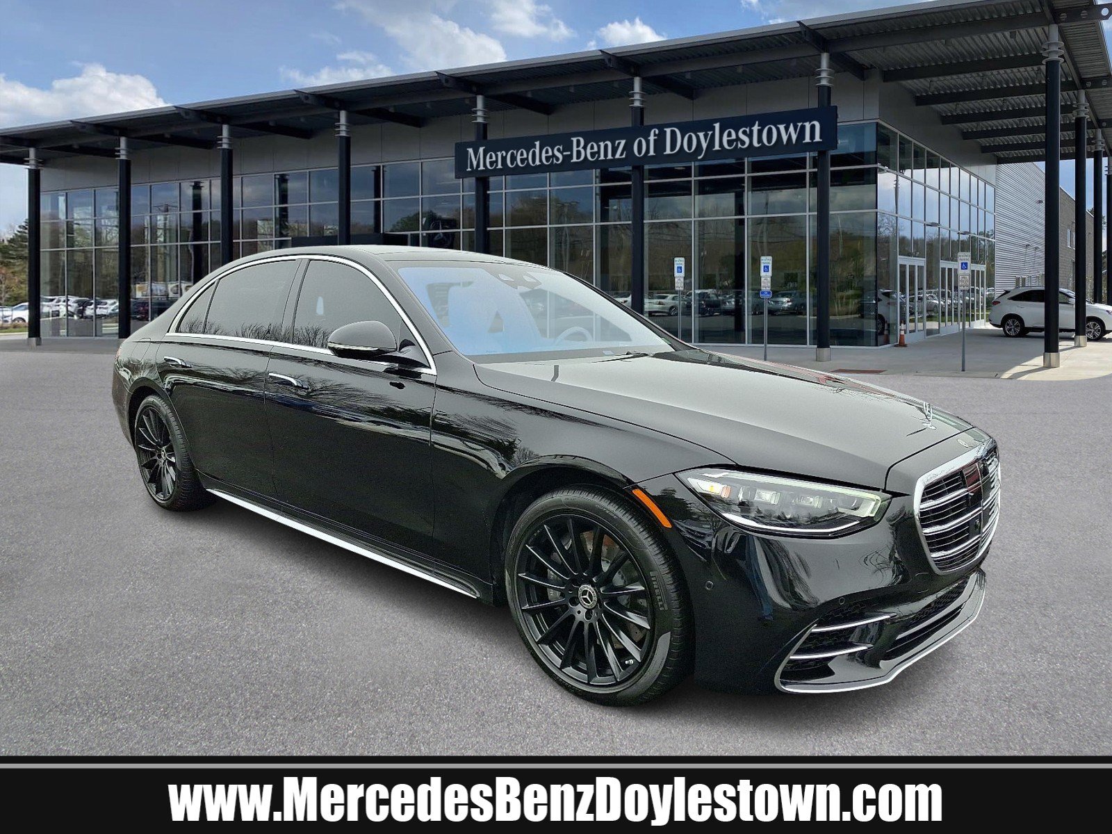 Certified 2026 Mercedes-Benz S 580 4MATIC Sedan image 1
