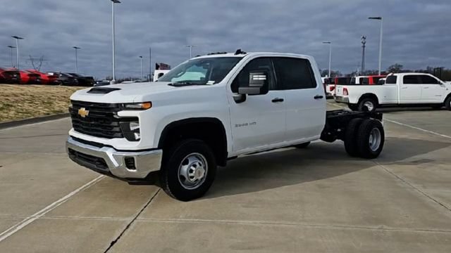 New 2026 Chevrolet Silverado 3500 W/T AWD/4WD image 4