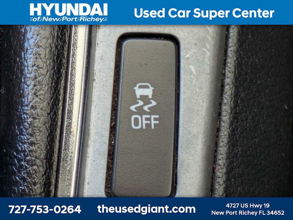 Used 2014 Chevrolet Cruze LS image 19