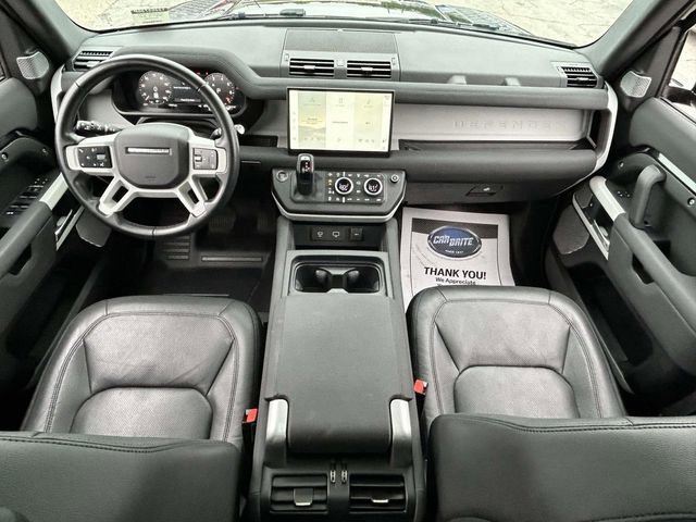 Used 2023 Land Rover Defender 130 SE AWD/4WD image 9