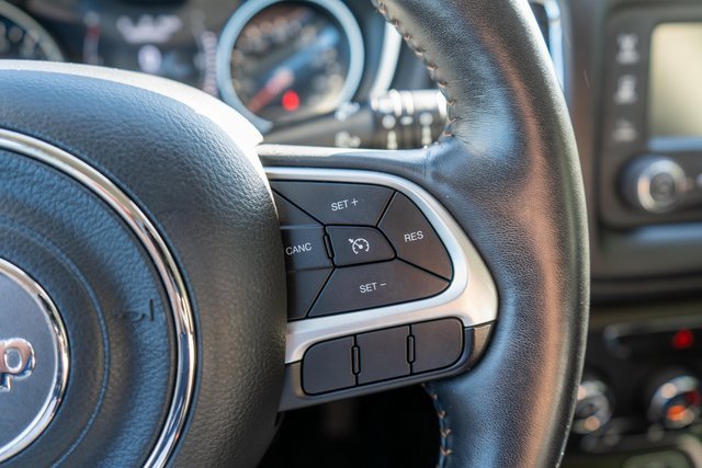 Used 2018 Jeep Compass Latitude w/ Cold Weather Group image 24