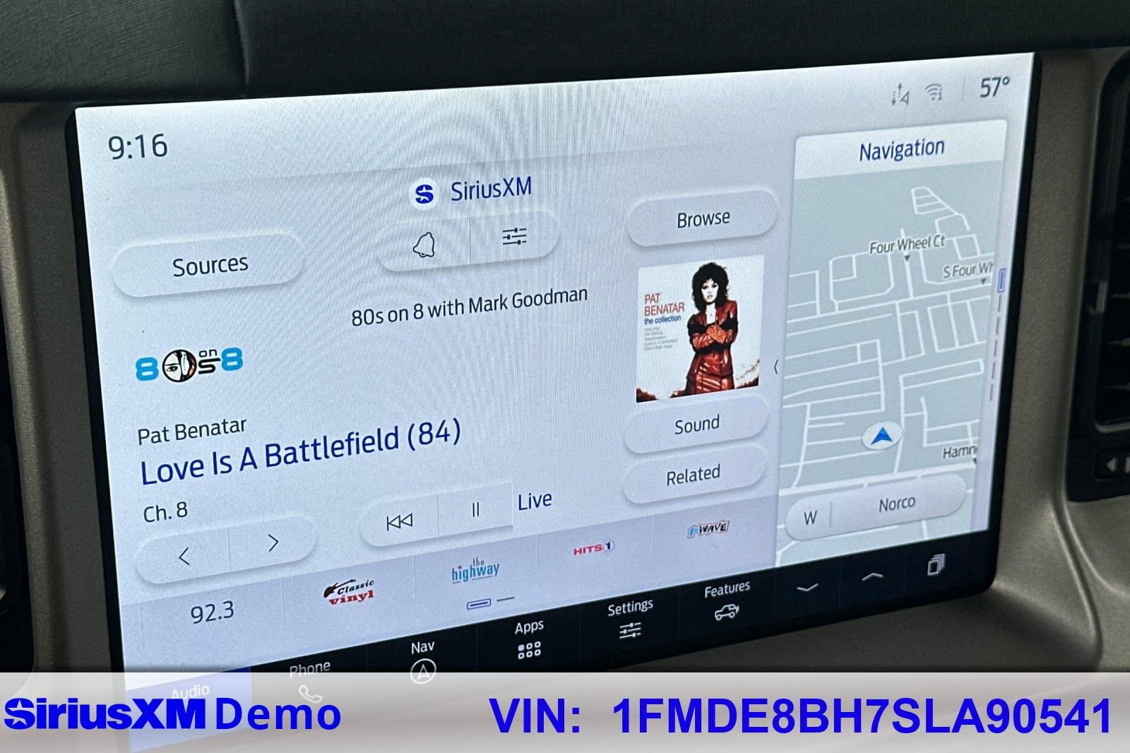 Used 2025 Ford Bronco Outer Banks image 29