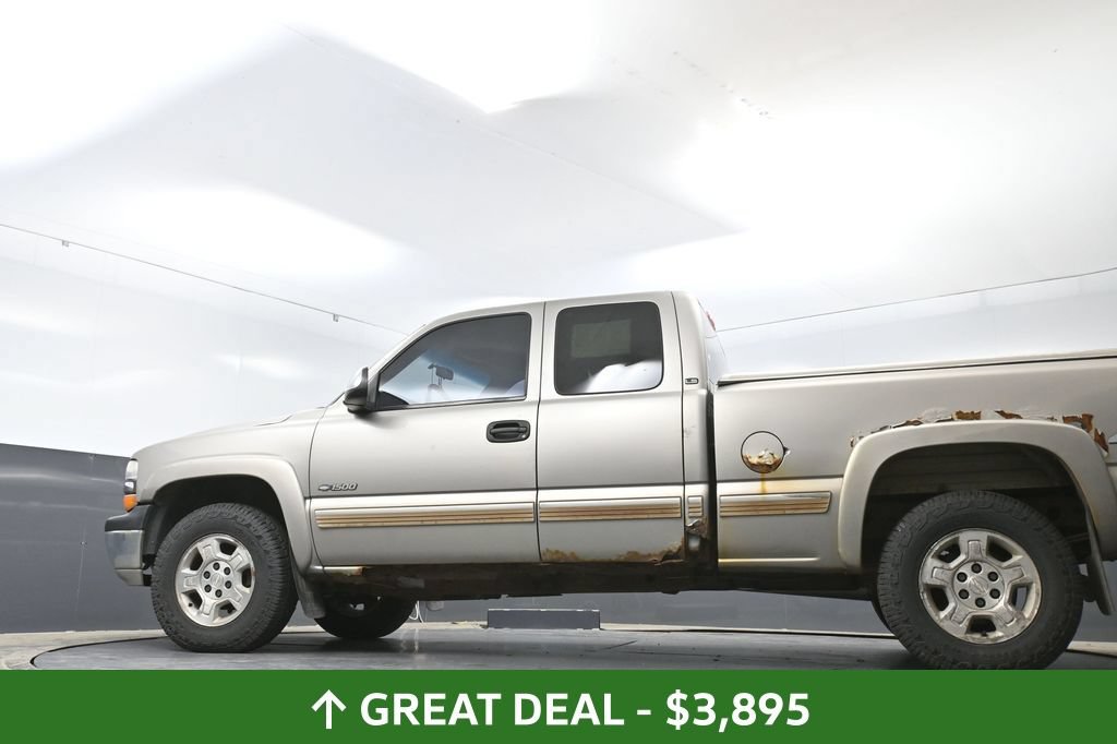 Used 2001 Chevrolet Silverado 1500 LS w/ Firm Ride Suspension Pkg AWD/4WD image 29