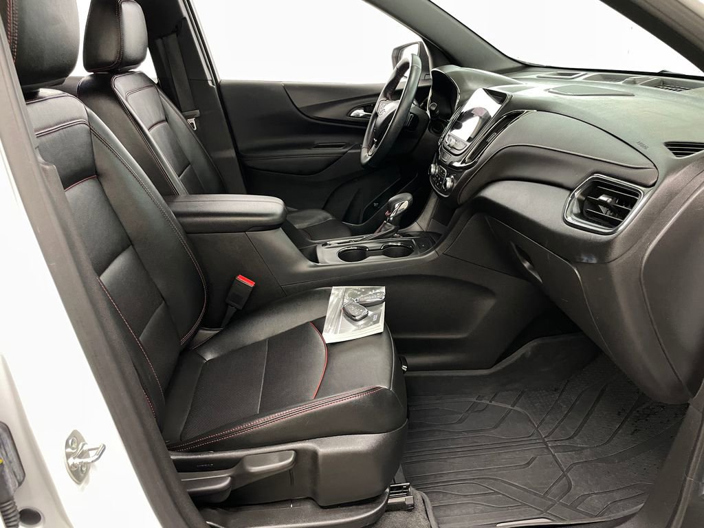 Certified 2024 Chevrolet Equinox RS w/ RS Leather Package FWD image 37
