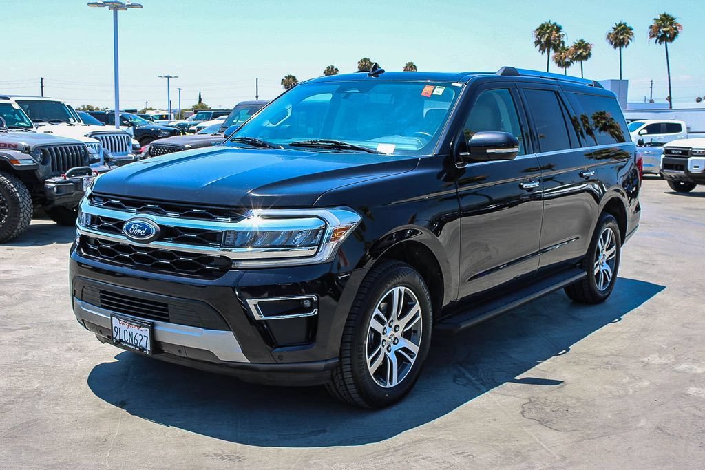 Used 2024 Ford Expedition Max Limited RWD image 4