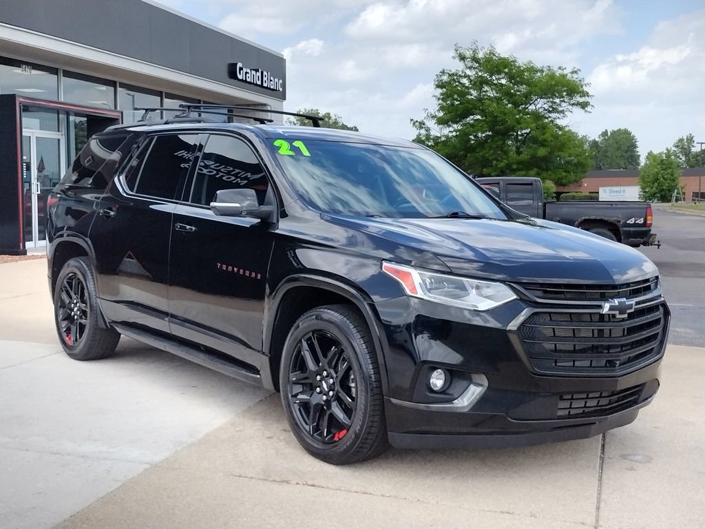 Used 2021 Chevrolet Traverse Premier w/ Redline Edition AWD/4WD image 16