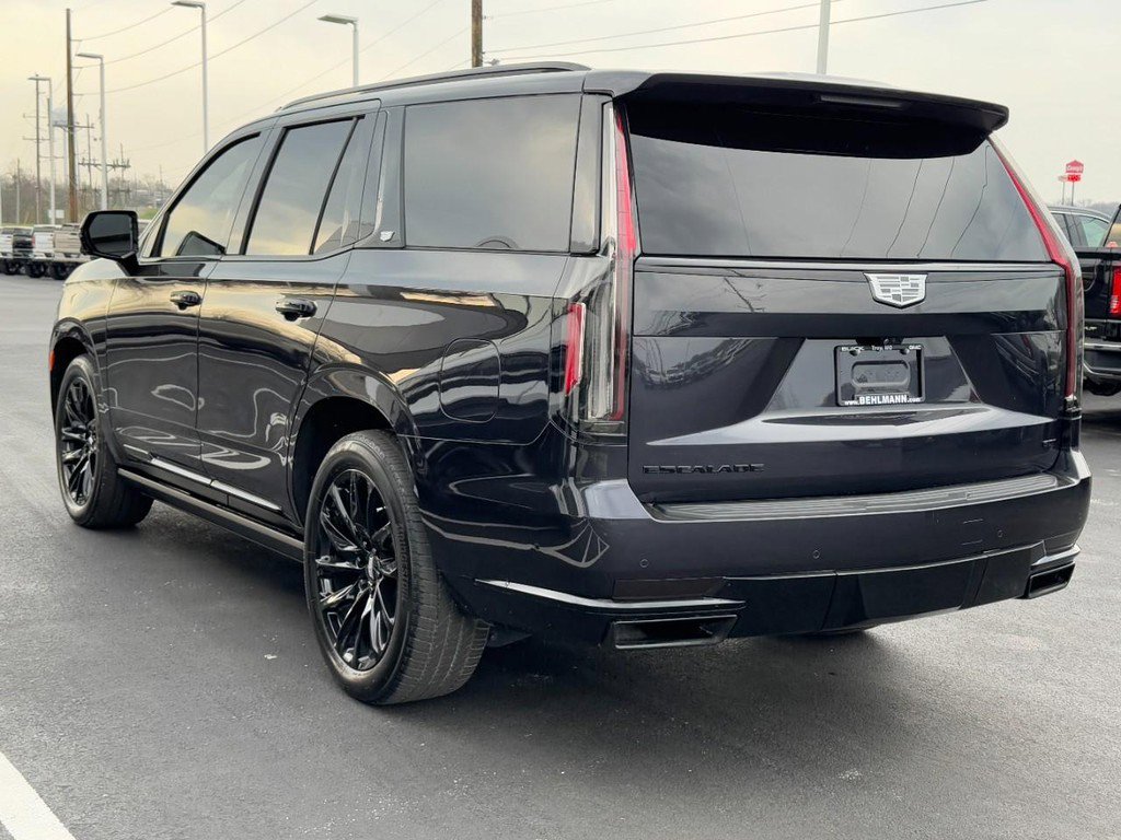 Used 2024 Cadillac Escalade Sport Platinum w/ LPO, ONYX Package image 8