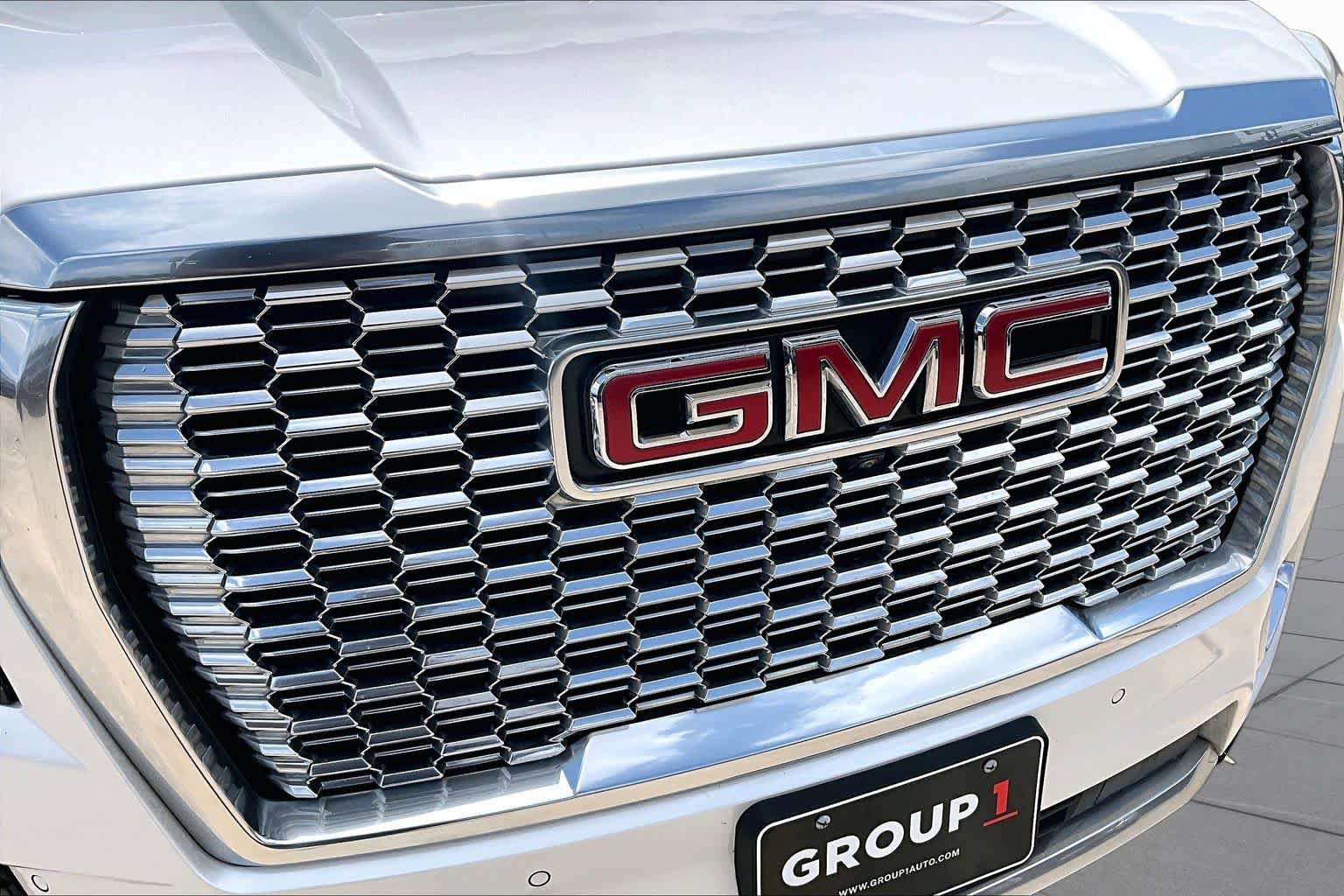 Used 2023 GMC Yukon Denali RWD image 30