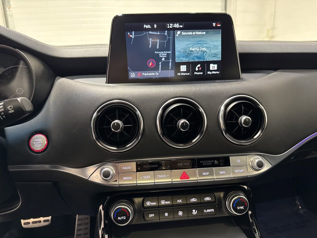 Used 2021 Kia Stinger GT2 image 17