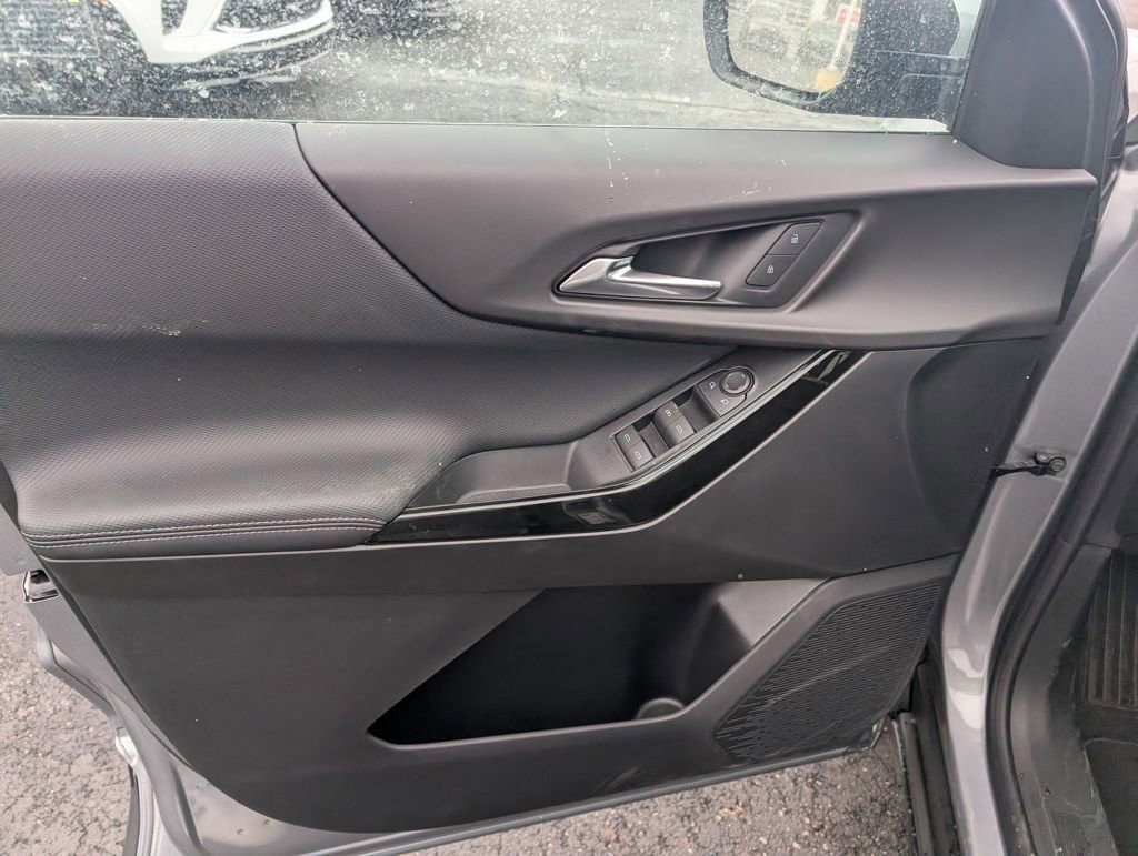 New 2026 Chevrolet Equinox LT image 14