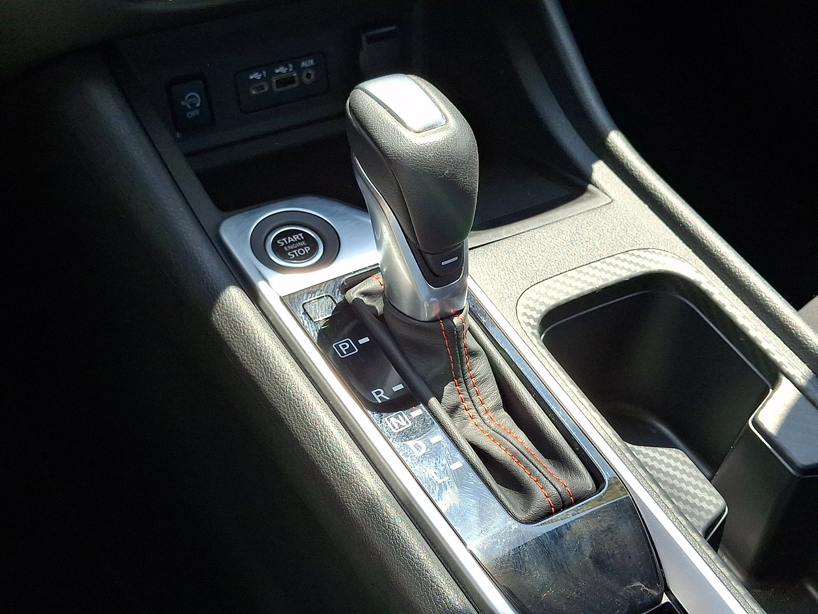 Certified 2025 Nissan Sentra SR w/ Midnight Edition FWD image 16