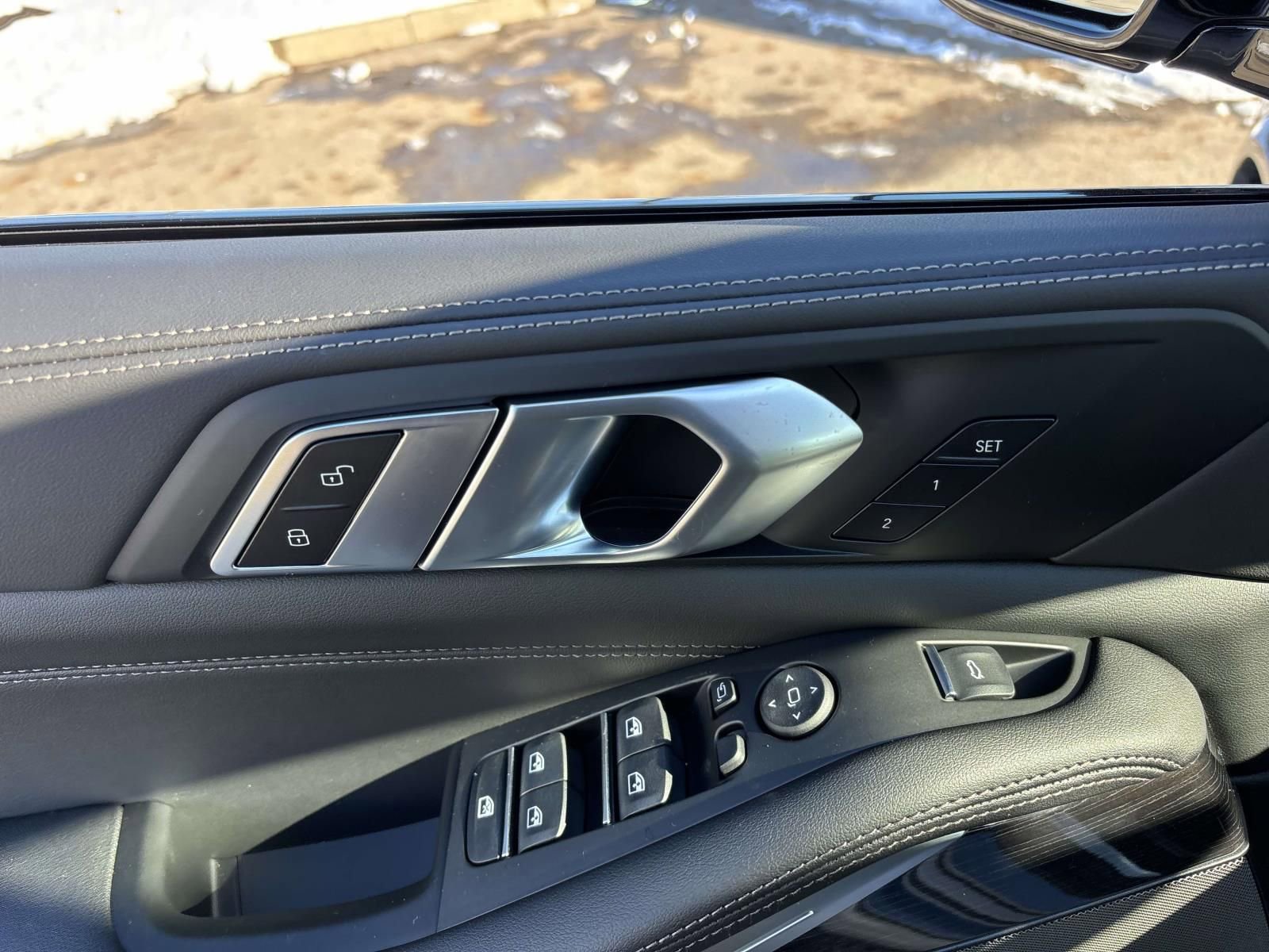 New 2026 BMW X5 xDrive50e w/ M Sport Package image 12