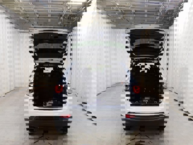 New 2026 Jeep Compass Limited image 15