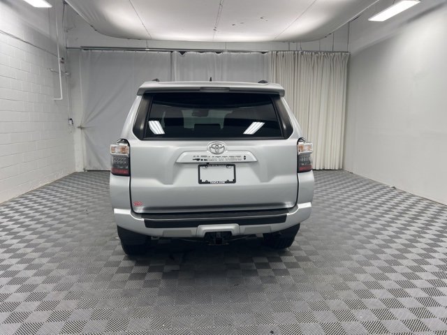 Used 2022 Toyota 4Runner SR5 Premium image 6