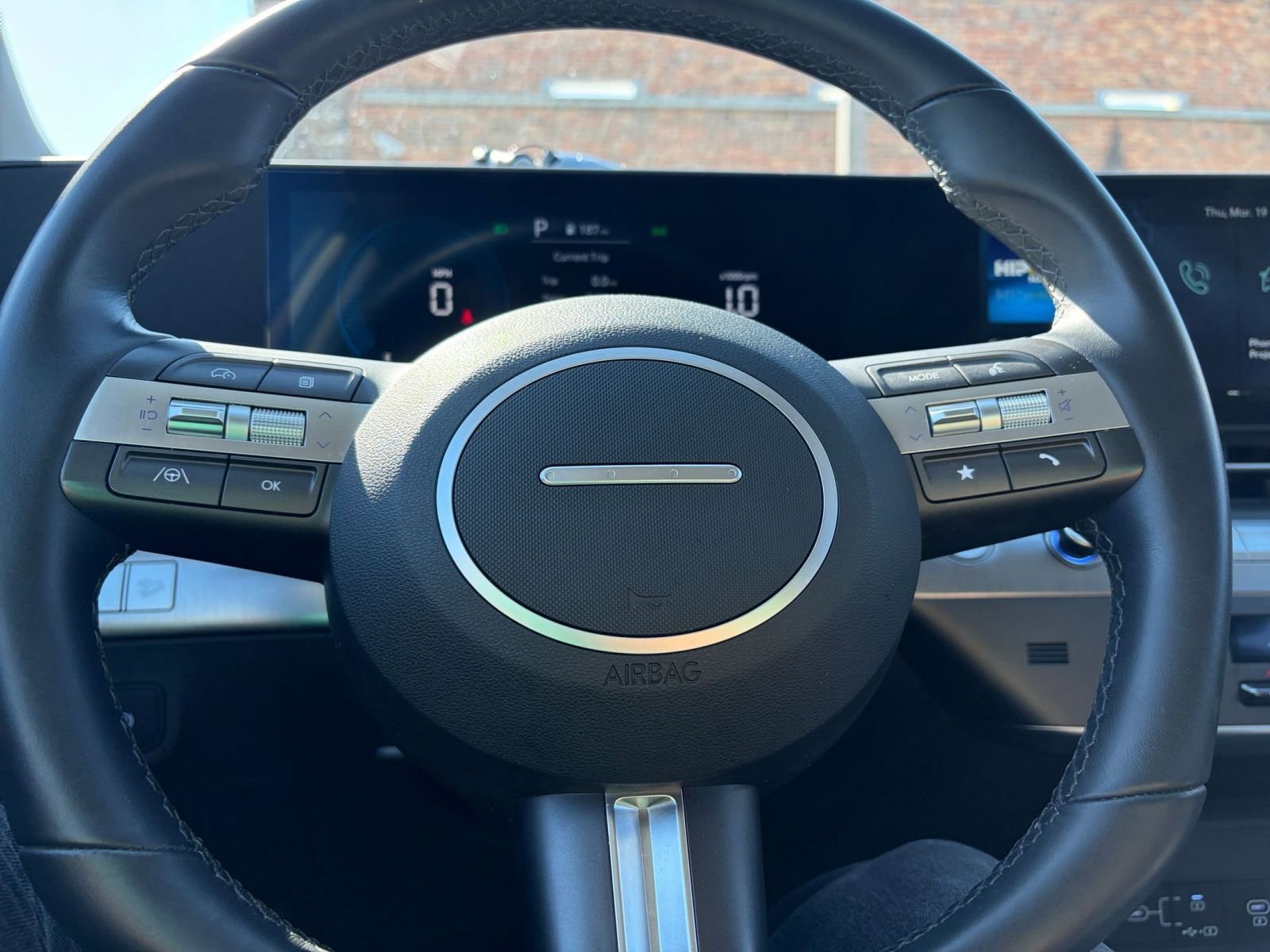 Used 2025 Hyundai Kona SEL image 27