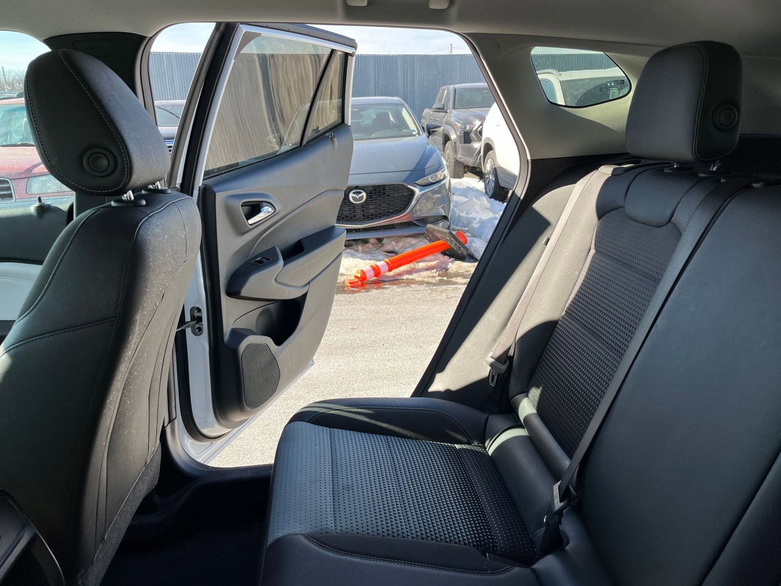 Used 2025 Chevrolet Trax LT image 39