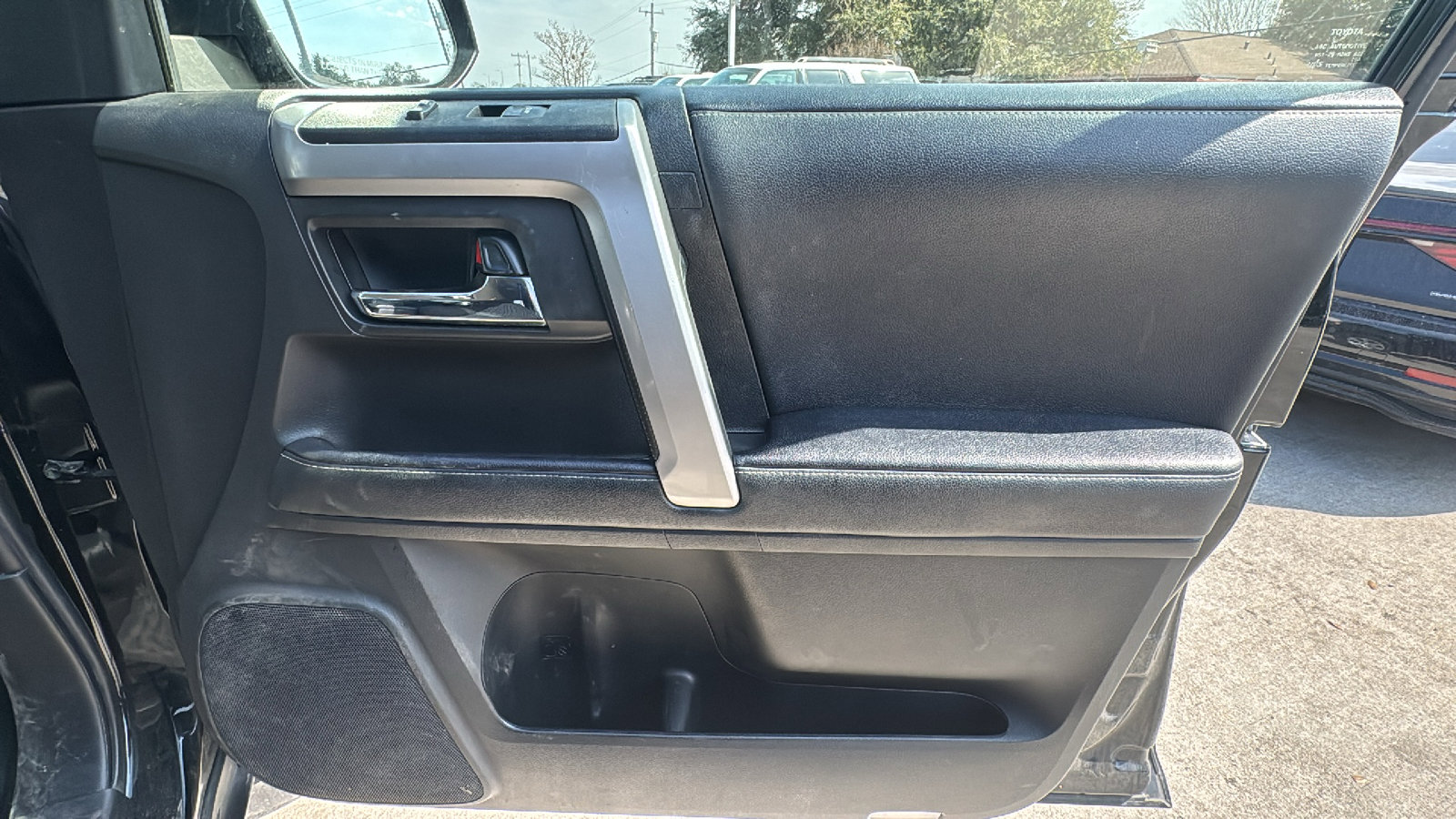 Used 2022 Toyota 4Runner SR5 image 28