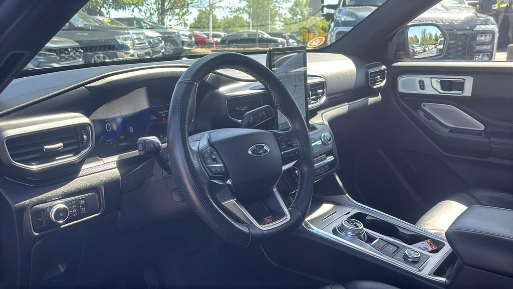 Used 2020 Ford Explorer ST w/ Premium Technology Package AWD/4WD image 26