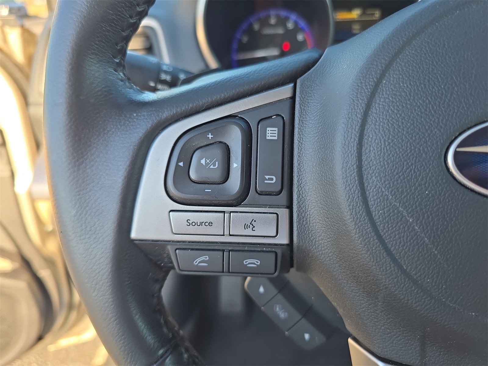 Used 2016 Subaru Legacy 2.5i Premium w/ Moonroof Package image 22