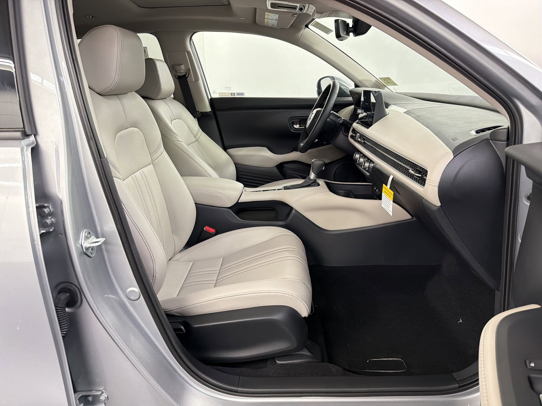 New 2027 Honda HR-V EX-L image 28