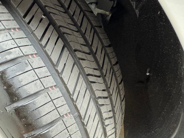 Used 2026 BMW iX xDrive45 image 29