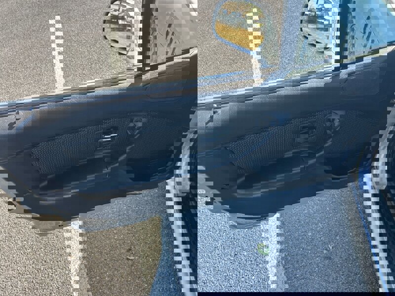 Used 1999 BMW Z3 2.5i image 9