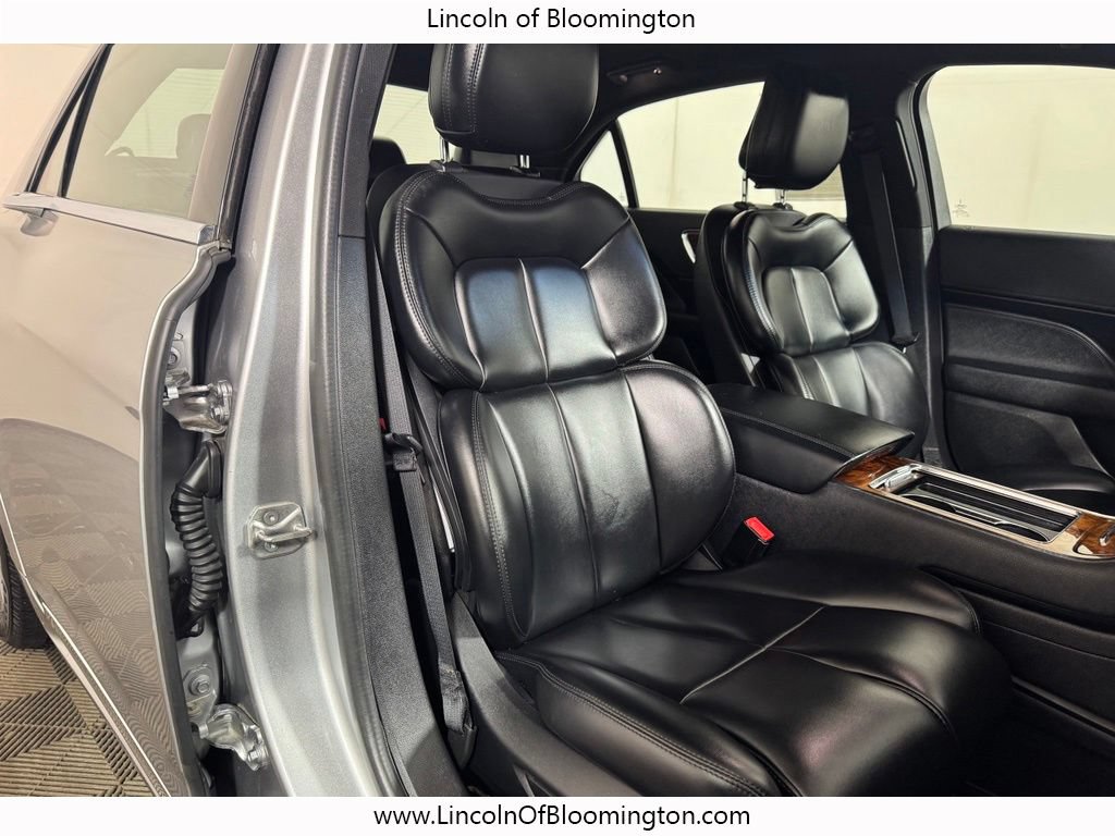 Used 2020 Lincoln Continental FWD image 10