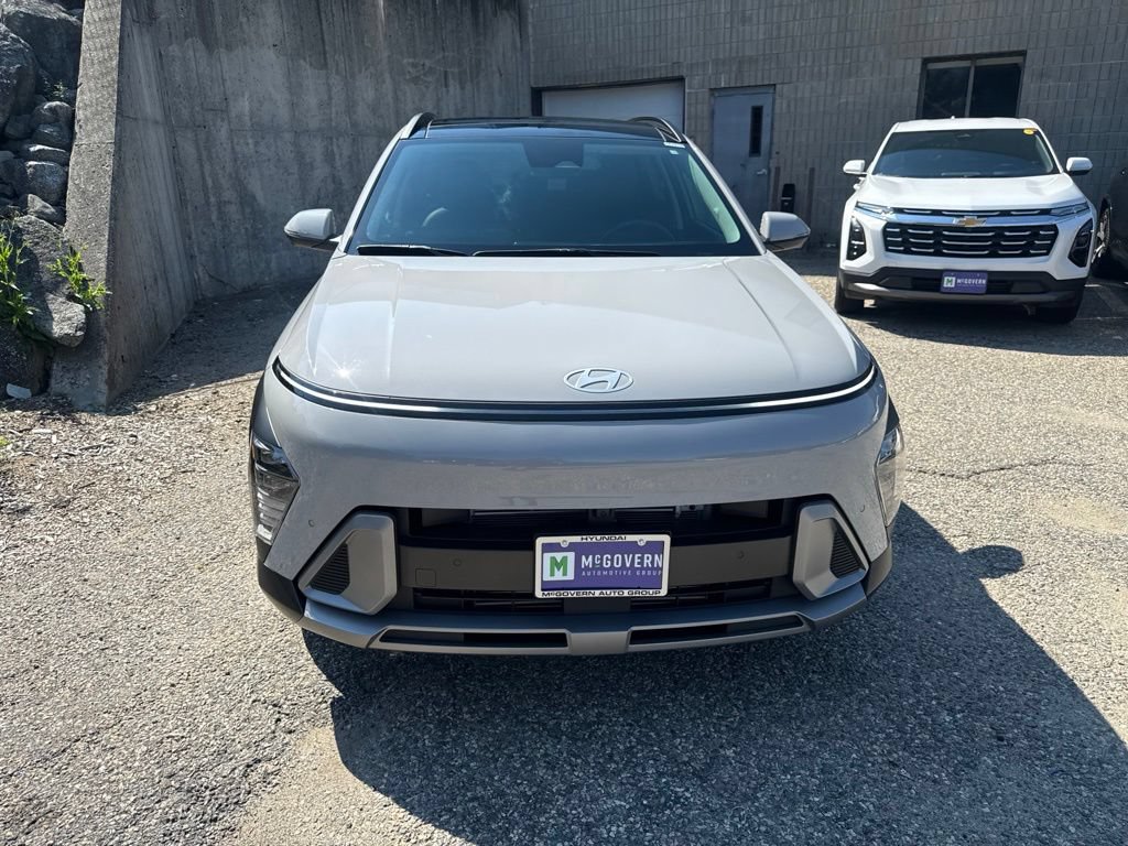 Certified 2025 Hyundai Kona Limited AWD/4WD image 10